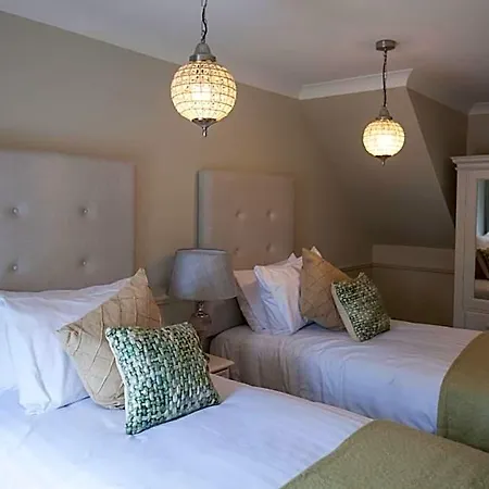 Hotel The At Bardons